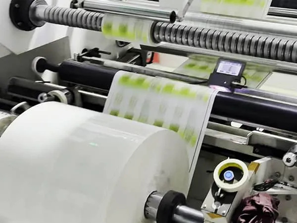 Термоусадочные этикетки для бутылок с приправами и соусами